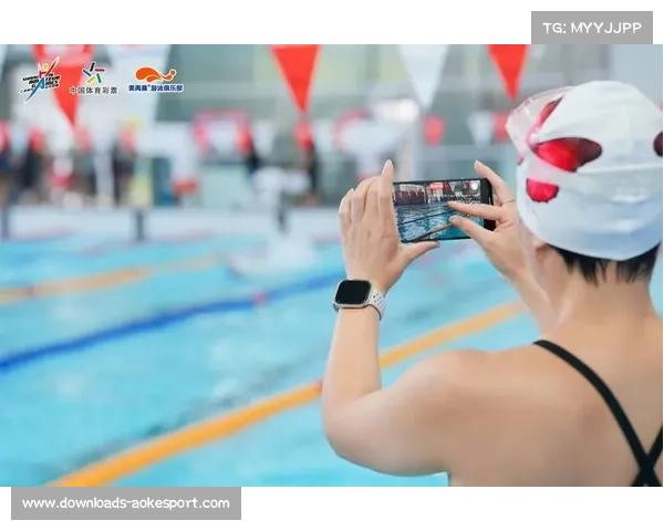 上海社区游泳联赛吸引3000名业余选手，七旬老人破年龄组纪录